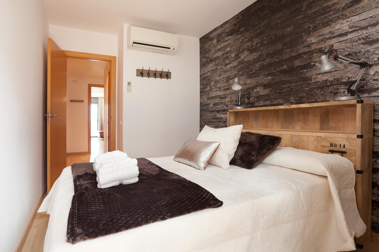 Apartment Beach Front Canet Canet De Mar Exterior foto